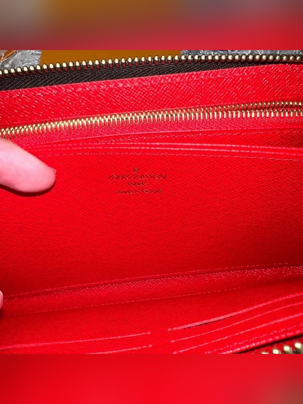 Louis Vuitton Monogram Zippy Wallet in Brown - Picture 7 of 7